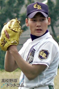 丸佳浩の 千葉経済高校時代や甲子園 投手で野球部での活躍はどうだった