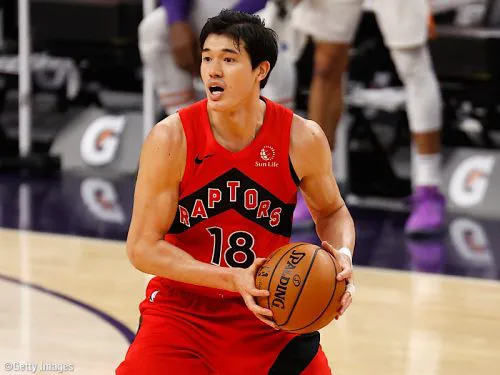 渡邊雄太の妻子供や身長？馴れ初め？久慈暁子は妊娠中？ 結婚いつ?クジパン旦那！婚約者で出身や馴れ初めや身長や結婚式