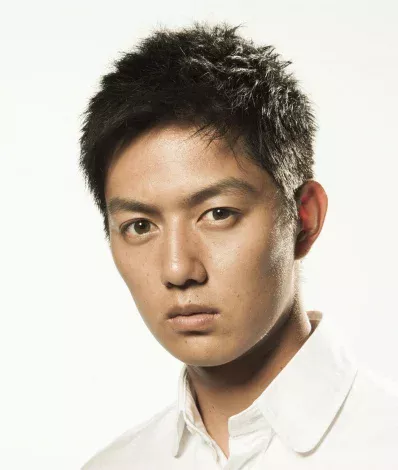 工藤阿須加の結婚子供は？彼女？家族？母や家族構成写真？兄弟何人？嫁？結婚相手いつ？独身調査