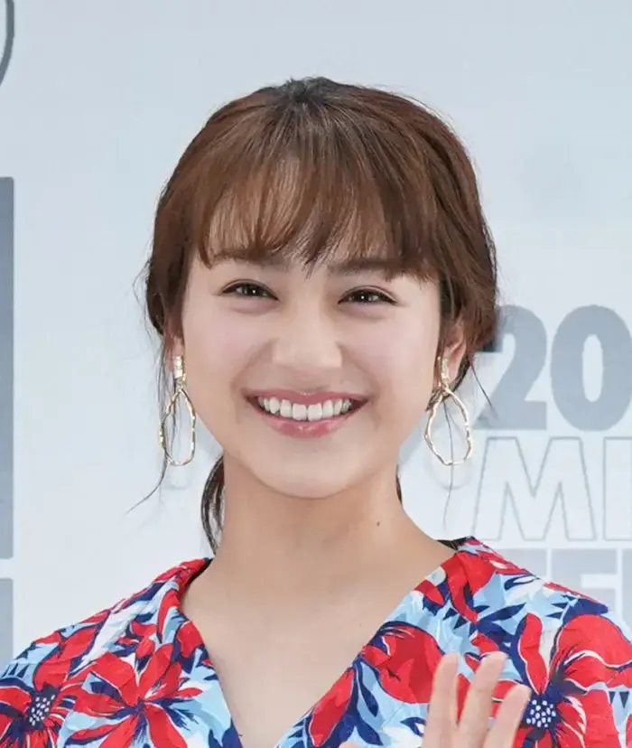 平祐奈の結婚？彼氏？旦那？平野紫耀と結婚式？ハーフ？匂わせ恋人？マンションの家　