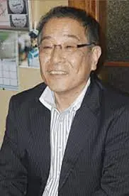 長友佑都の父親の名前は「洋行」？